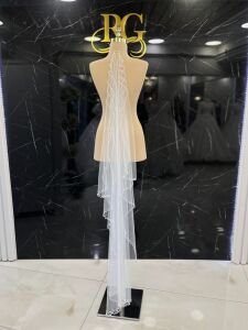 Kırık Beyaz Duvak Kristal Taşlı El İşlemeli