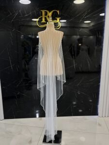 Kırık Beyaz Duvak Kristal Taşlı El İşlemeli