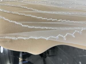 Kırık Beyaz Duvak Kristal Taşlı El İşlemeli